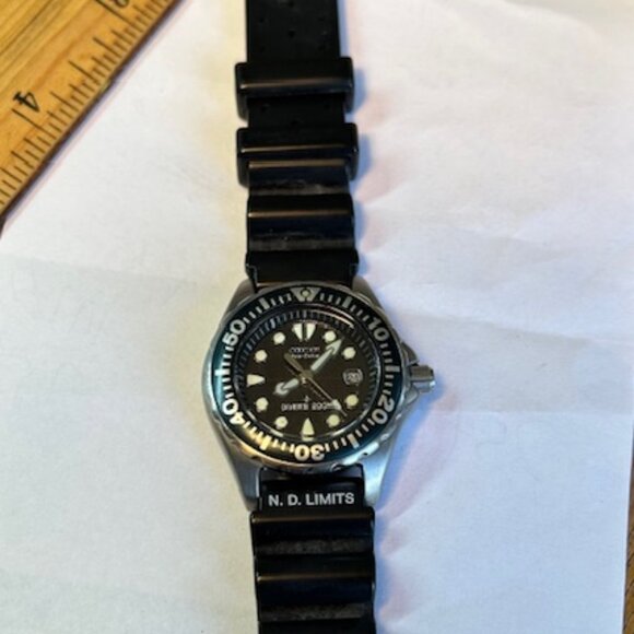 Citizen Ladies Dive watch Eco Drive 200 m - Picture 2 of 5